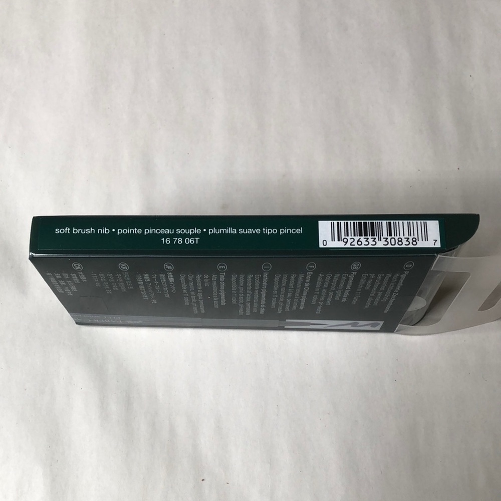 Faber-Castell, 6 Pitt Artist Pens - Black & Grays - Picture 9 of 12